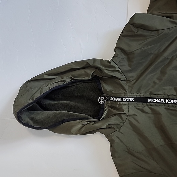 MICHAEL KORS OLIVE GREEN  WINDBREAKER JACKET/ M - Picture 12 of 17